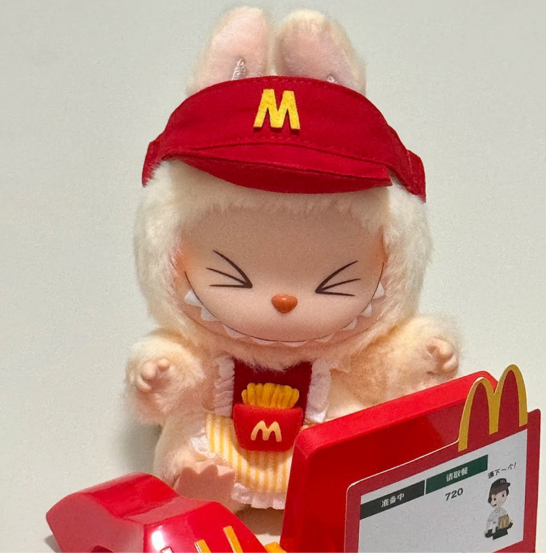 Labubu doll clothes new super cute McDonald's apron change vinyl doll pendant Labu doll clothes
