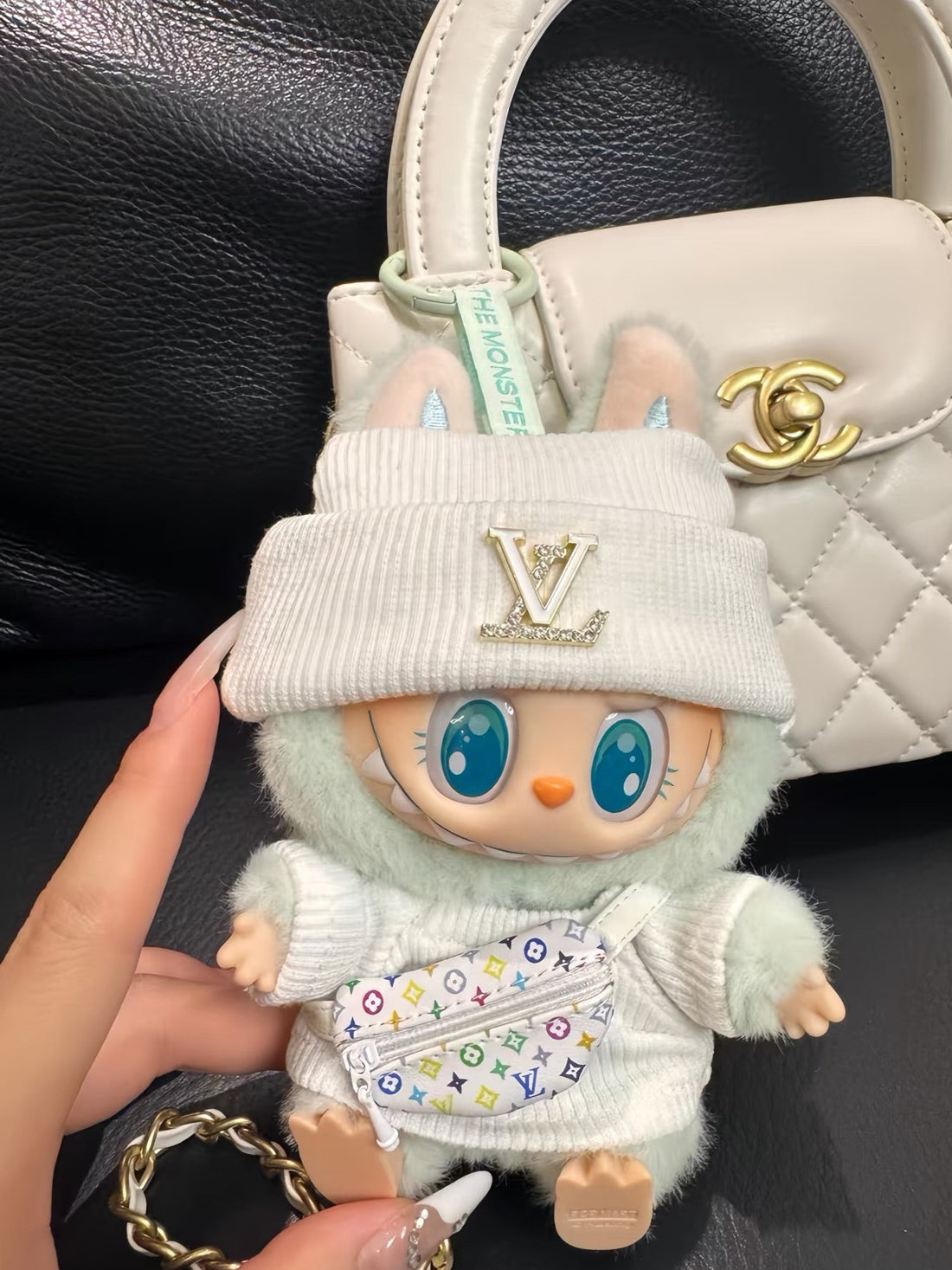 High-end labubu clothes